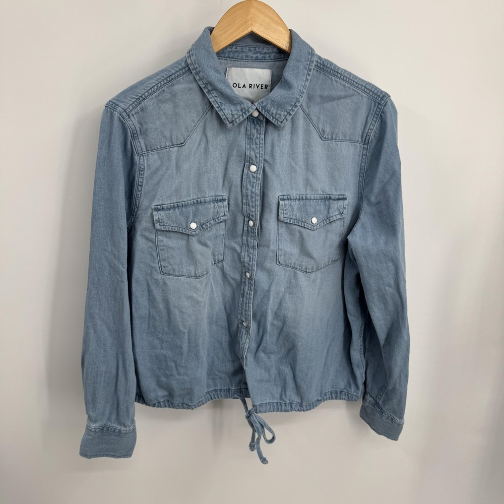 Lola River Shirt Womens L Light Blue Chambray‎ Western Snap Front Drawstring